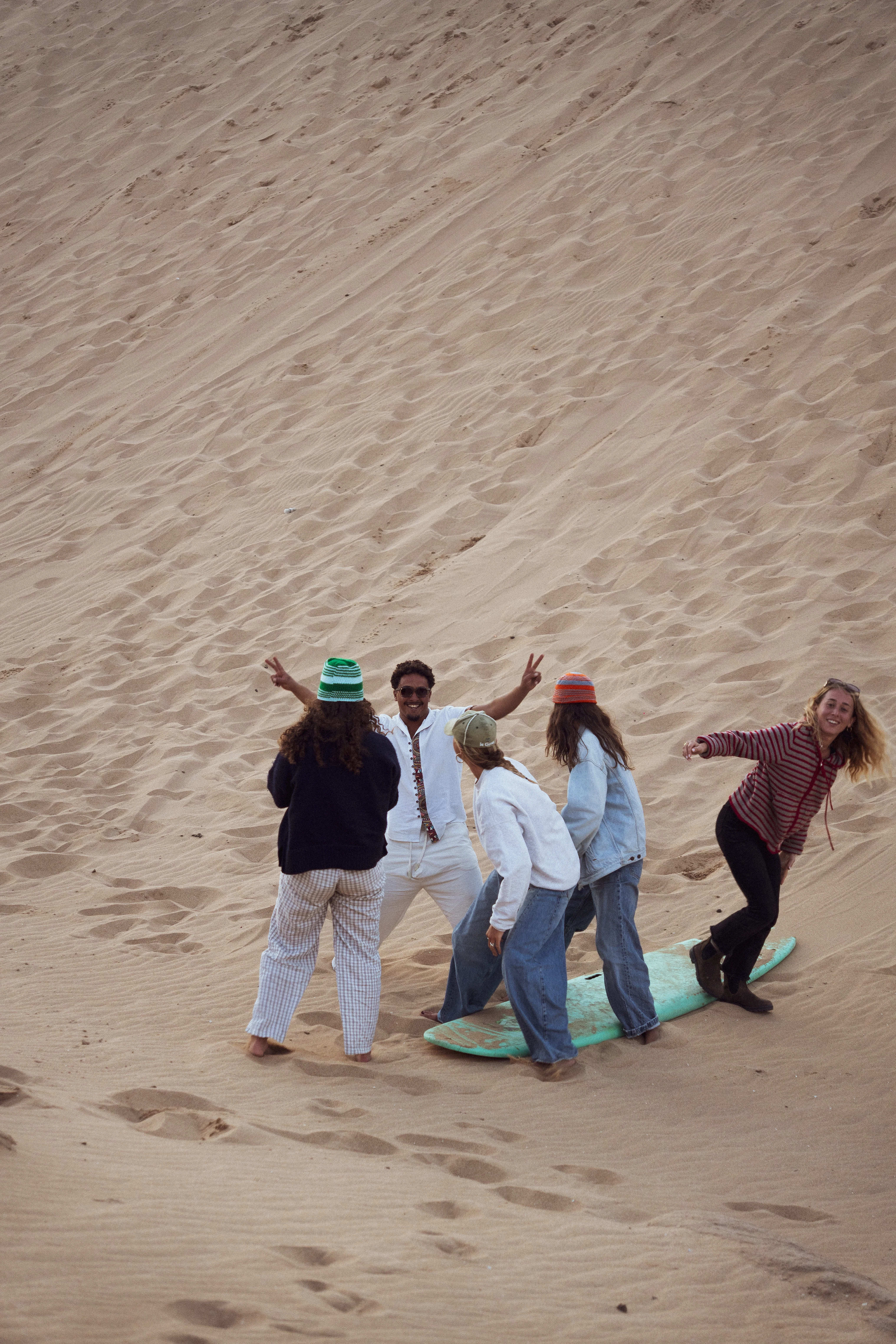 Sandboarding in Timlaline